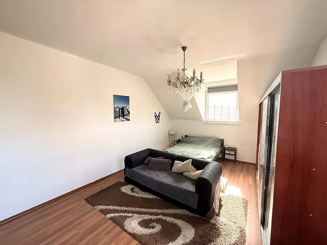 Eladó ház Budapest XVI. kerület, Rákosszentmihály 226 nm