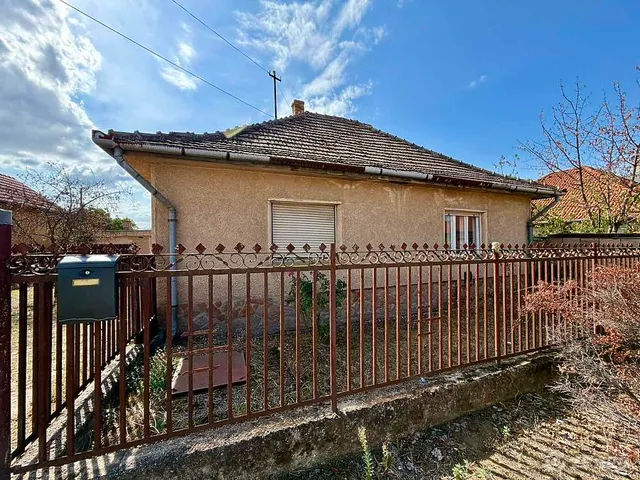 Eladó ház Vácrátót 100 nm