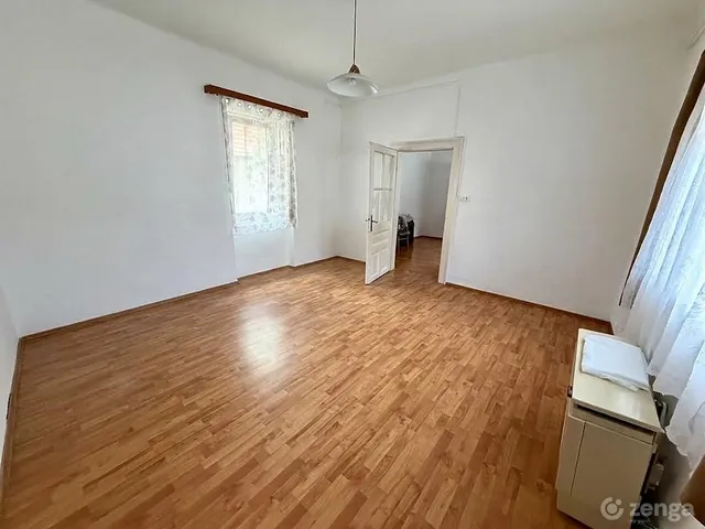 Eladó lakás Vác 54 nm