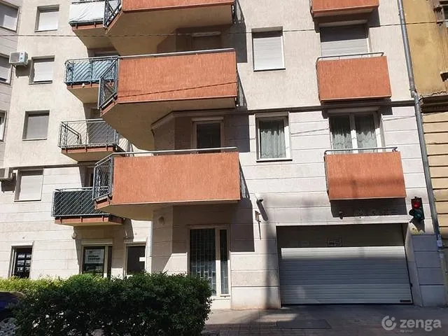 Kiadó garázs Budapest VII. kerület 12 nm