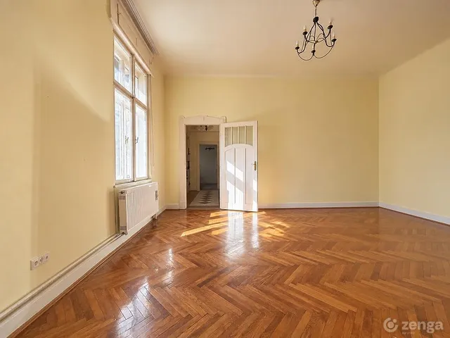 Eladó lakás Budapest II. kerület 77 nm