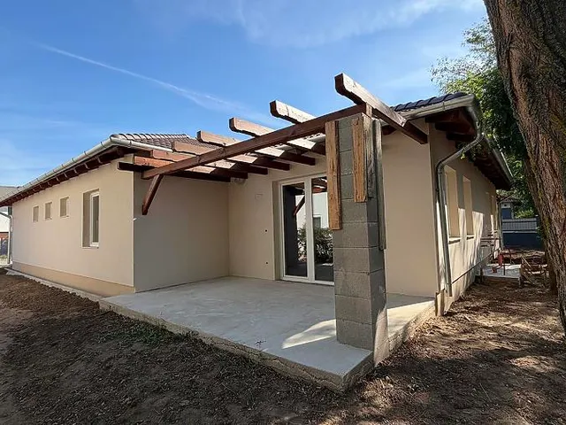 Eladó ház Göd 103 nm