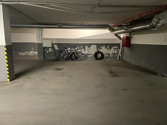 Kiadó garázs Budapest VIII. kerület, Csarnoknegyed 15 nm