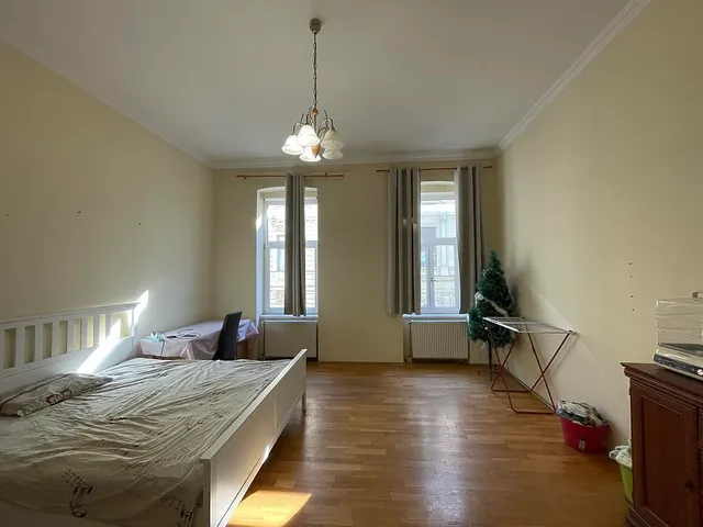 Eladó lakás Budapest VI. kerület, Aradi utca 118 nm
