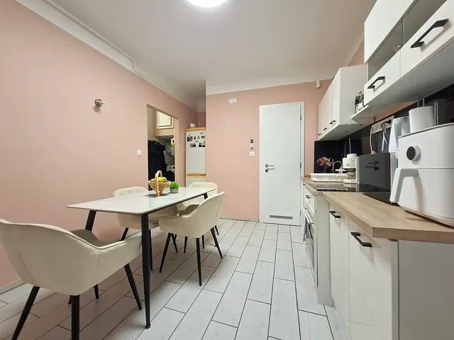 Eladó lakás Budapest X. kerület, Laposdűlő 38 nm