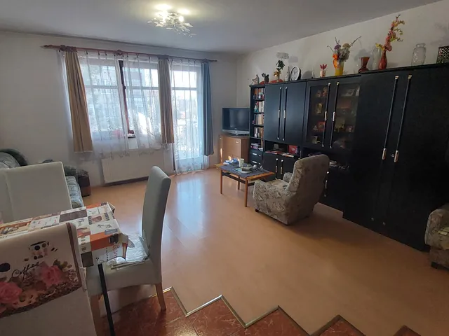 Eladó lakás Vác 40 nm