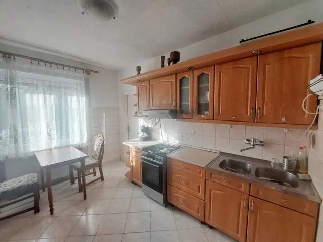 Eladó ház Pomáz 140 nm
