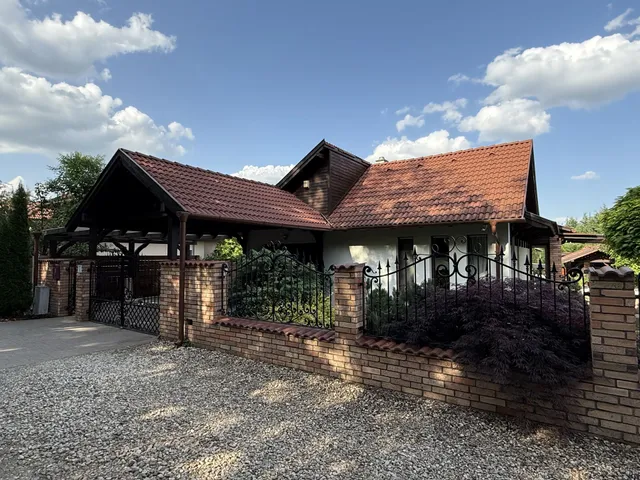 Eladó ház Veresegyház 142 nm
