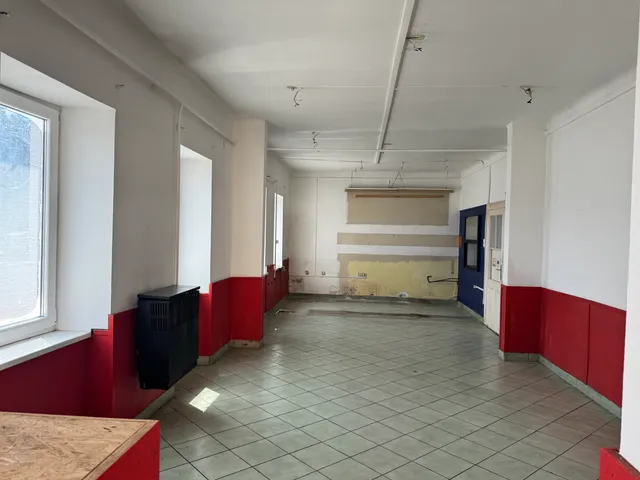 Eladó kereskedelmi és ipari ingatlan Szentendre 95 nm