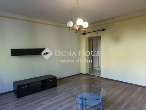 Eladó lakás Budapest X. kerület 74 nm