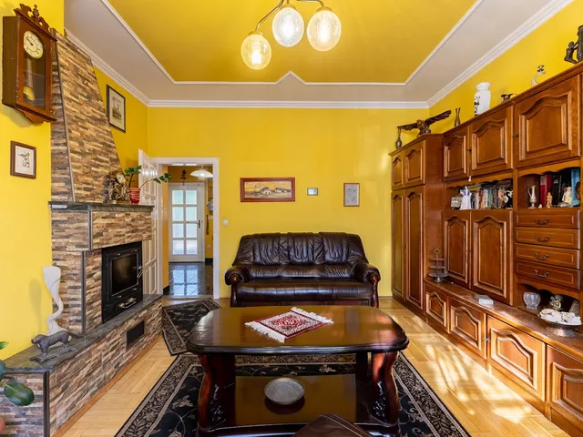 Eladó ház Budapest XVIII. kerület, Ganztelep 172 nm