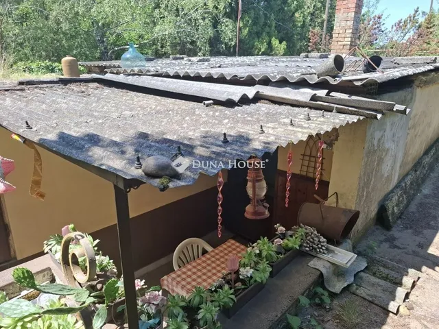 Eladó telek Tápiószőlős 1705 nm