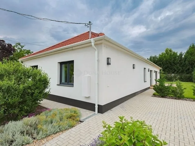 Eladó ház Budapest XVIII. kerület, Bókaytelep 165 nm