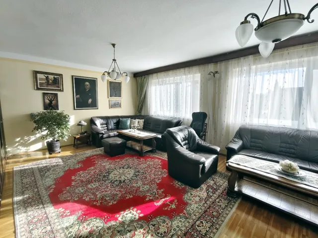 Eladó ház Budapest XVII. kerület 186 nm