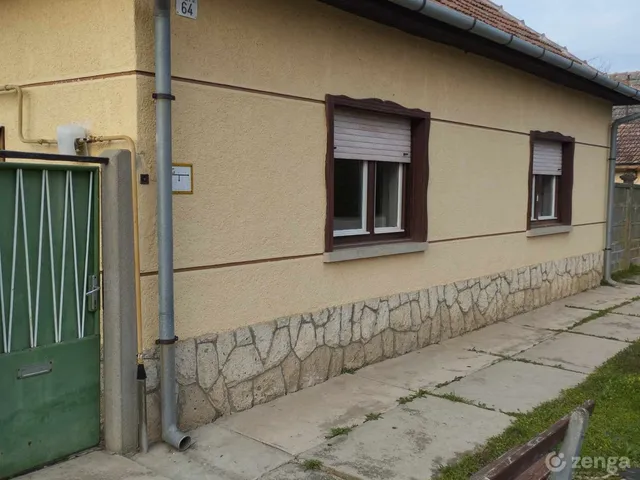 Eladó ház Mezőkovácsháza 95 nm