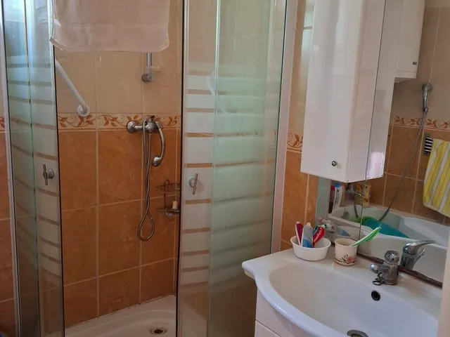 Eladó ház Encs 180 nm