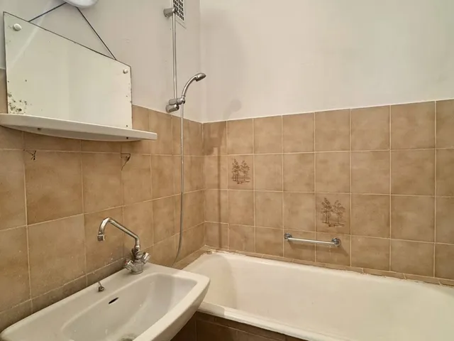 Eladó lakás Debrecen 71 nm