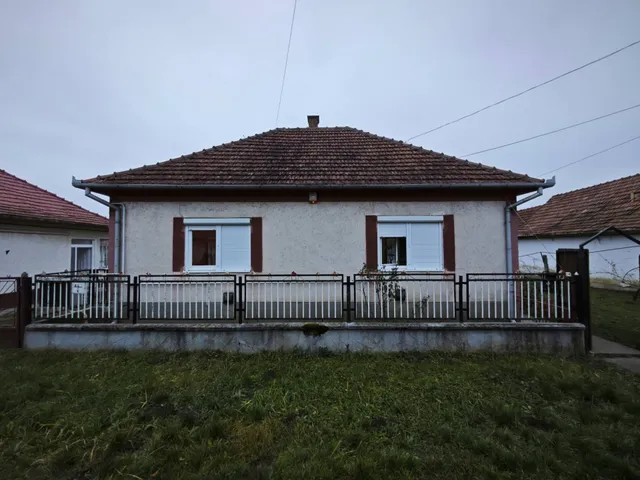 Eladó ház Polgár 111 nm