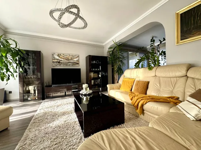 Eladó ház Hajdúböszörmény 207 nm