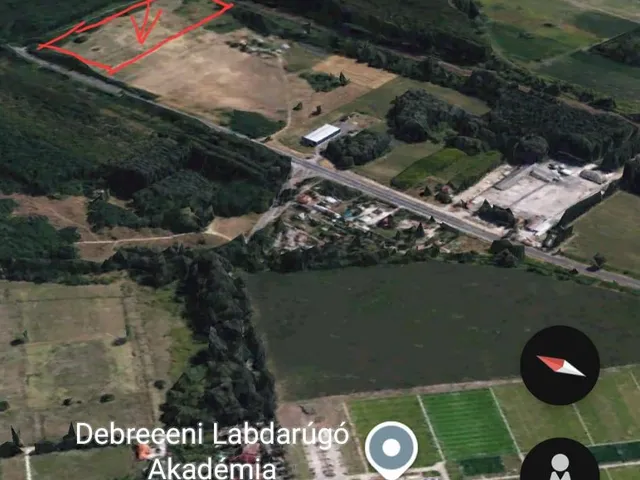 Eladó kereskedelmi és ipari ingatlan Debrecen 29113 nm