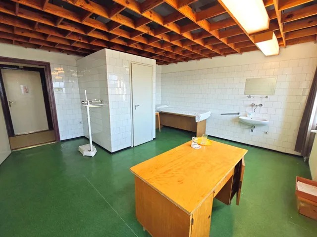 Kiadó kereskedelmi és ipari ingatlan Miskolc 24 nm