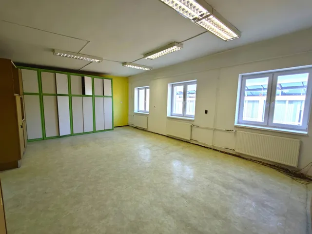 Kiadó kereskedelmi és ipari ingatlan Miskolc 41 nm