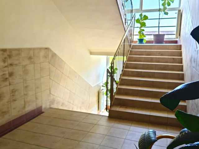 Kiadó kereskedelmi és ipari ingatlan Miskolc 200 nm