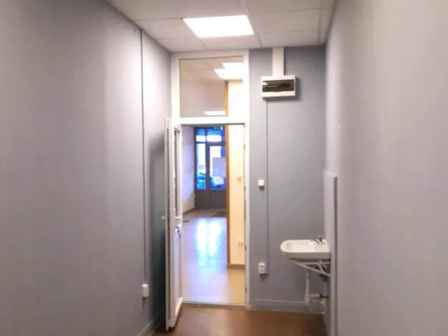 Kiadó kereskedelmi és ipari ingatlan Ózd 12 nm