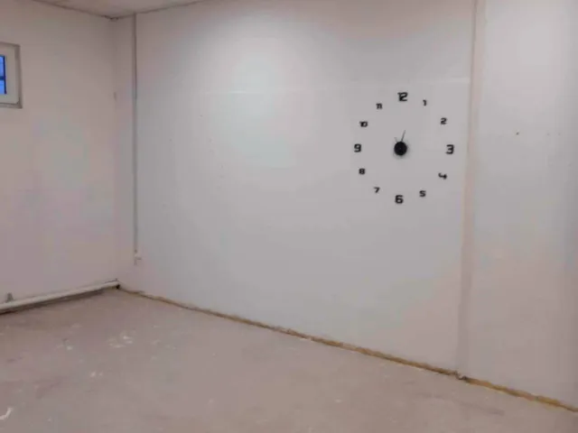 Kiadó kereskedelmi és ipari ingatlan Ózd 29 nm