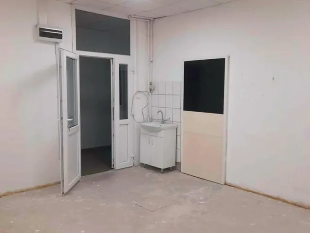 Kiadó kereskedelmi és ipari ingatlan Ózd 29 nm