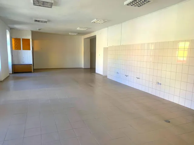 Eladó kereskedelmi és ipari ingatlan Sátoraljaújhely 170 nm