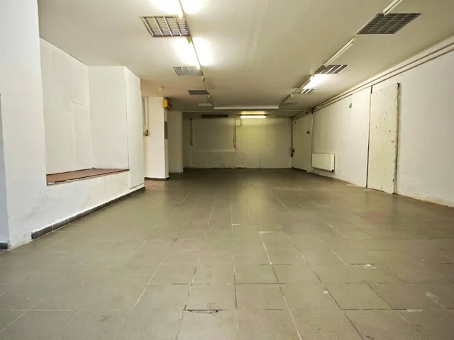 Kiadó kereskedelmi és ipari ingatlan Miskolc 140 nm