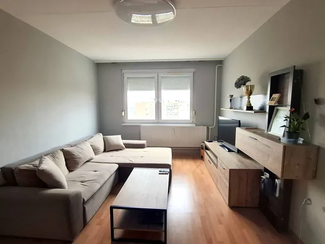 Eladó lakás Debrecen 70 nm