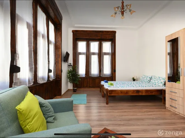 Eladó lakás Budapest VIII. kerület, Palotanegyed 158 nm