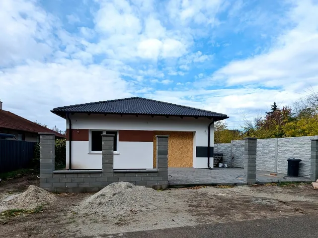 Eladó ház Budapest XVIII. kerület, Ferihegy 88 nm