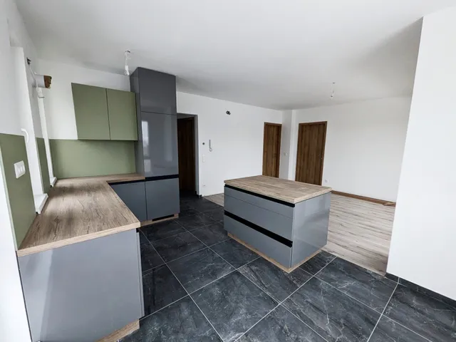 Eladó lakás Budapest XVIII. kerület, Gloriett-telep 65 nm