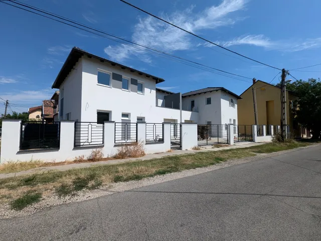 Eladó ház Budapest XVIII. kerület, Erzsébettelep 117 nm