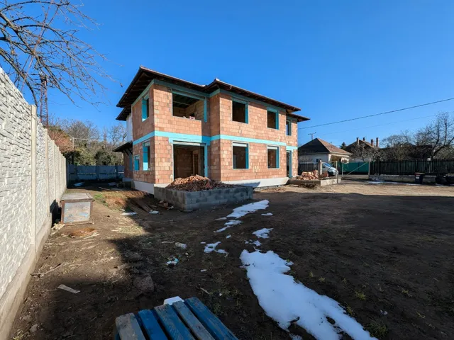 Eladó ház Budapest XVIII. kerület, Erdőskert 135 nm