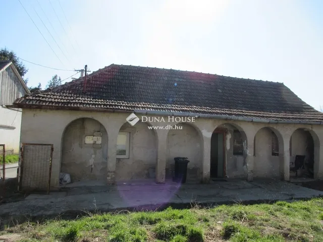 Eladó ház Rakamaz 50 nm
