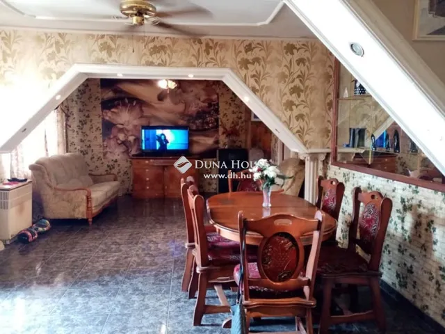 Eladó ház Rakamaz 110 nm