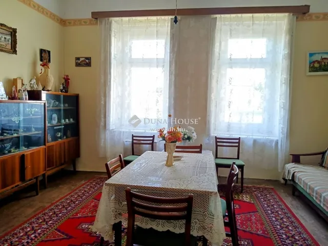 Eladó ház Gégény 130 nm