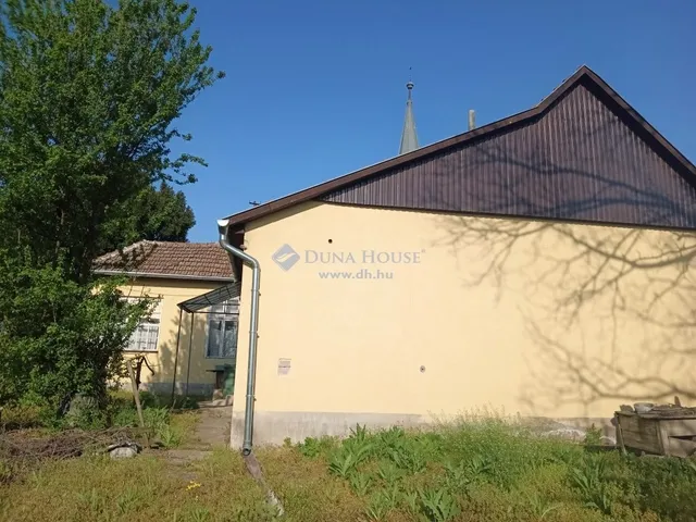 Eladó ház Gégény 130 nm