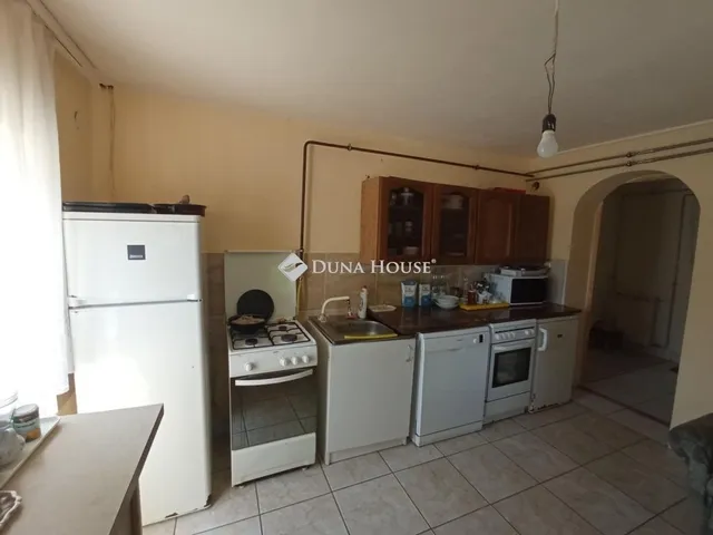 Eladó ház Komoró 72 nm