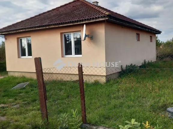 Eladó ház Dombrád, Esze Tamás utca 70 nm