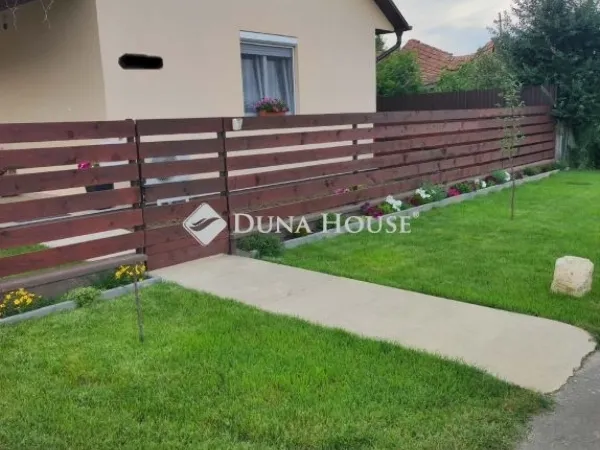 Eladó ház Tiszatelek 65 nm