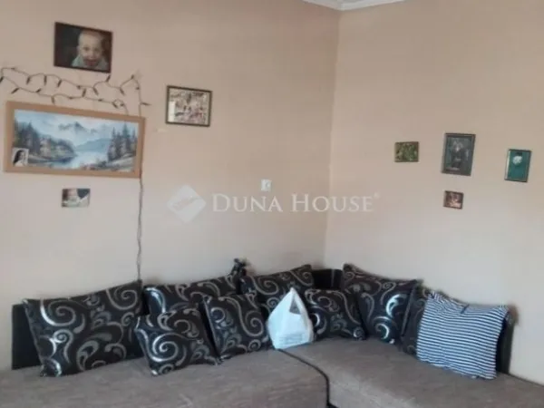 Eladó ház Szabolcsveresmart 76 nm