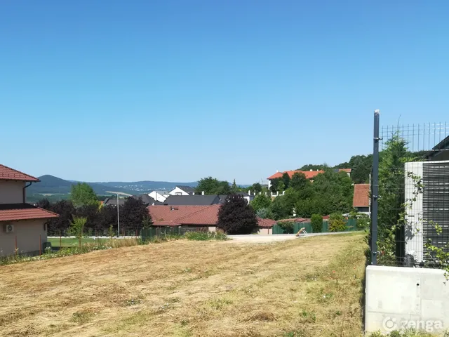 Eladó telek Üröm 908 nm