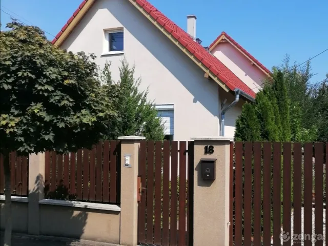 Eladó ház Budapest XVII. kerület, Alsó-Rákoshegy 148 nm