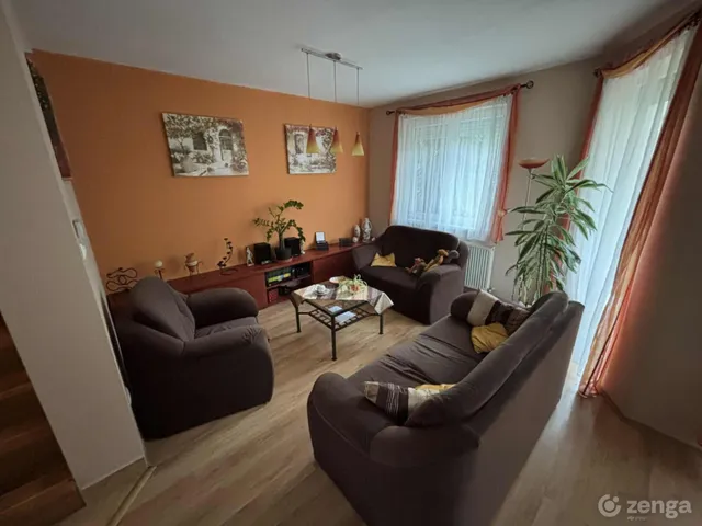 Eladó lakás Győr, Gyirmót 89 nm