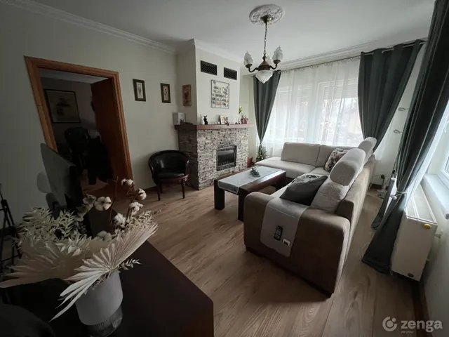 Eladó ház Szeged, Kiskundorozsma 130 nm